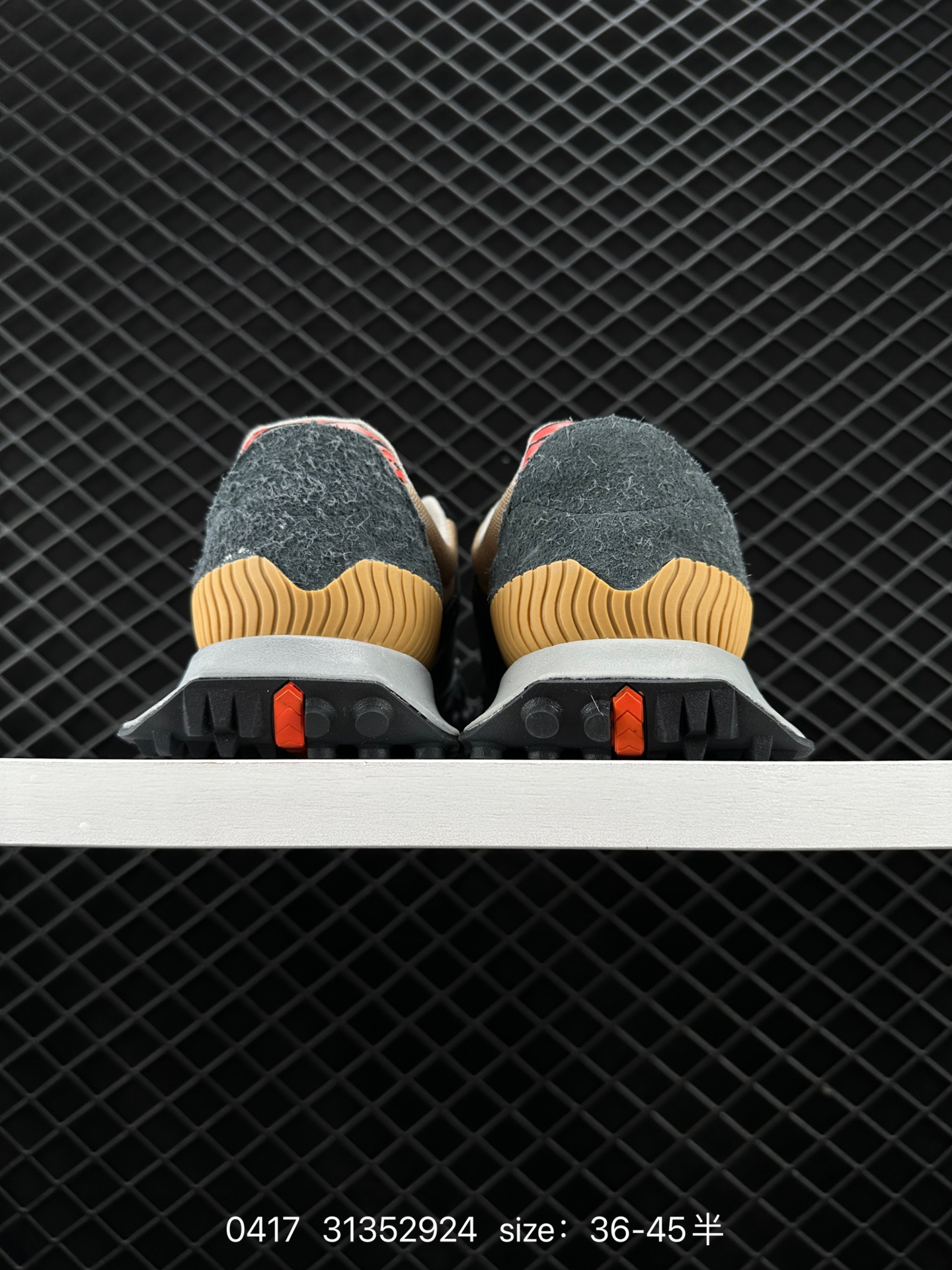 New Balance 72  UXC72 CBD